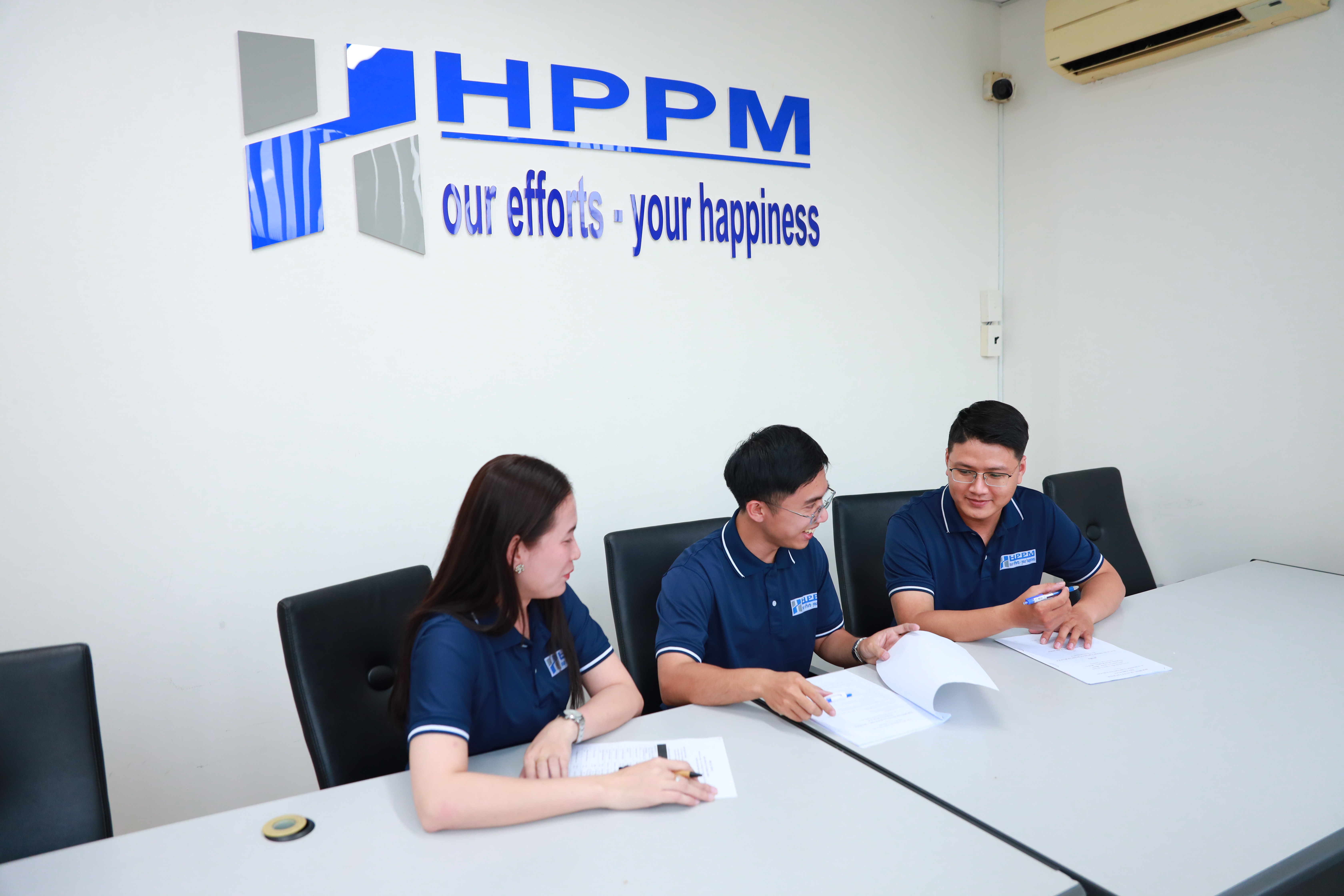 Họp giao ban đội ngũ vận hành