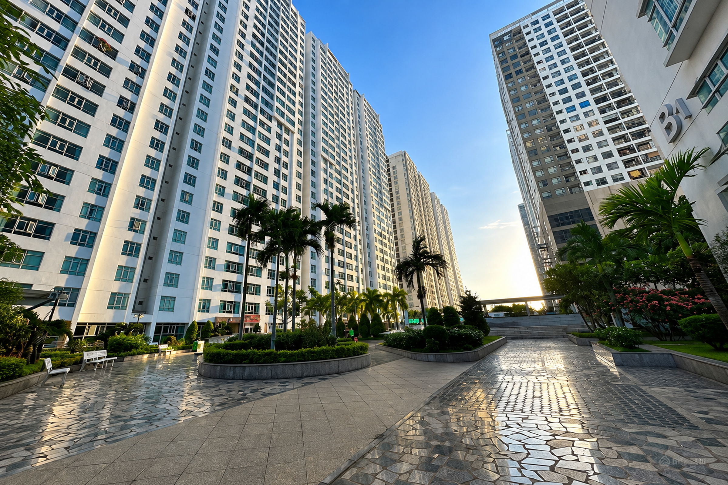 Chung cư Giai Việt